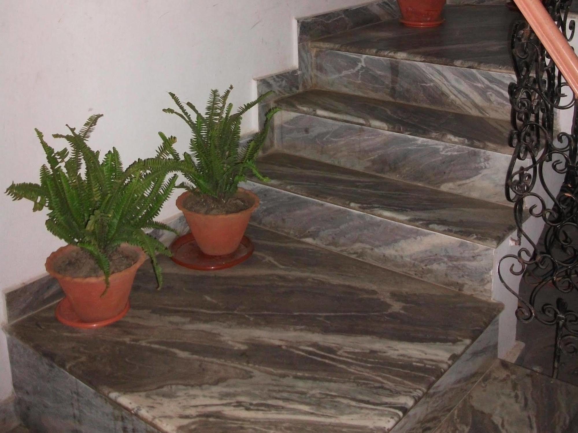 Shanti Palace Varanasi